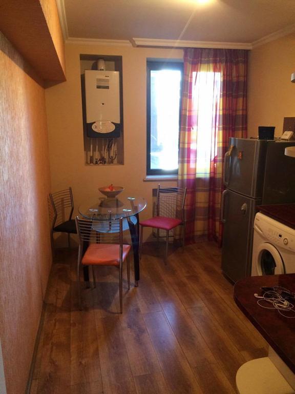 Rustaveli Apartment Batumi Esterno foto